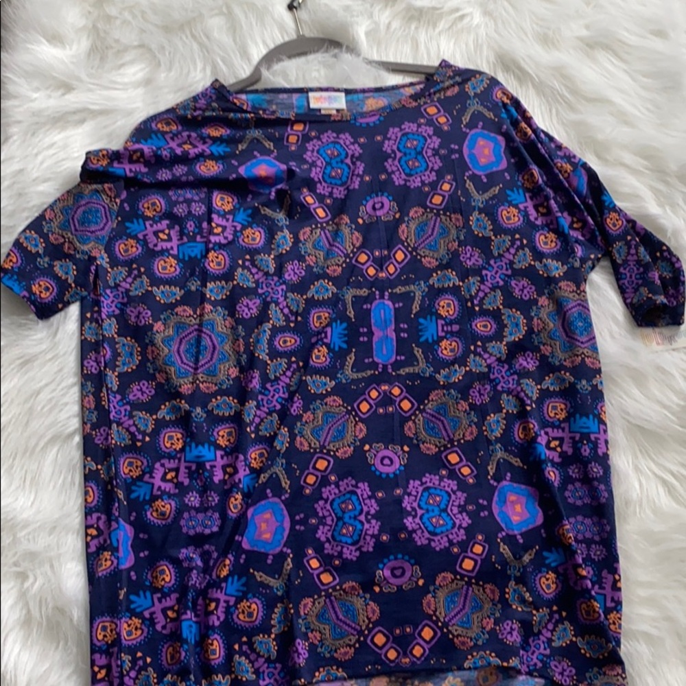Lularoe Irma shirt